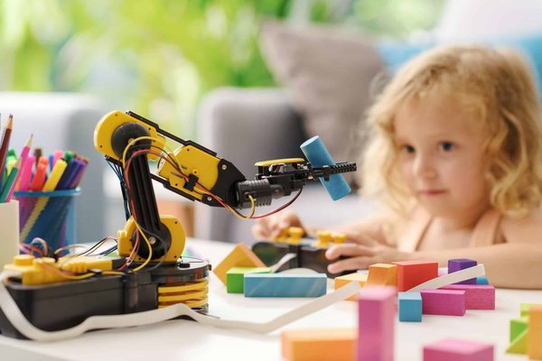 Découvrez les jouets éducatifs qui transforment l'apprentissage